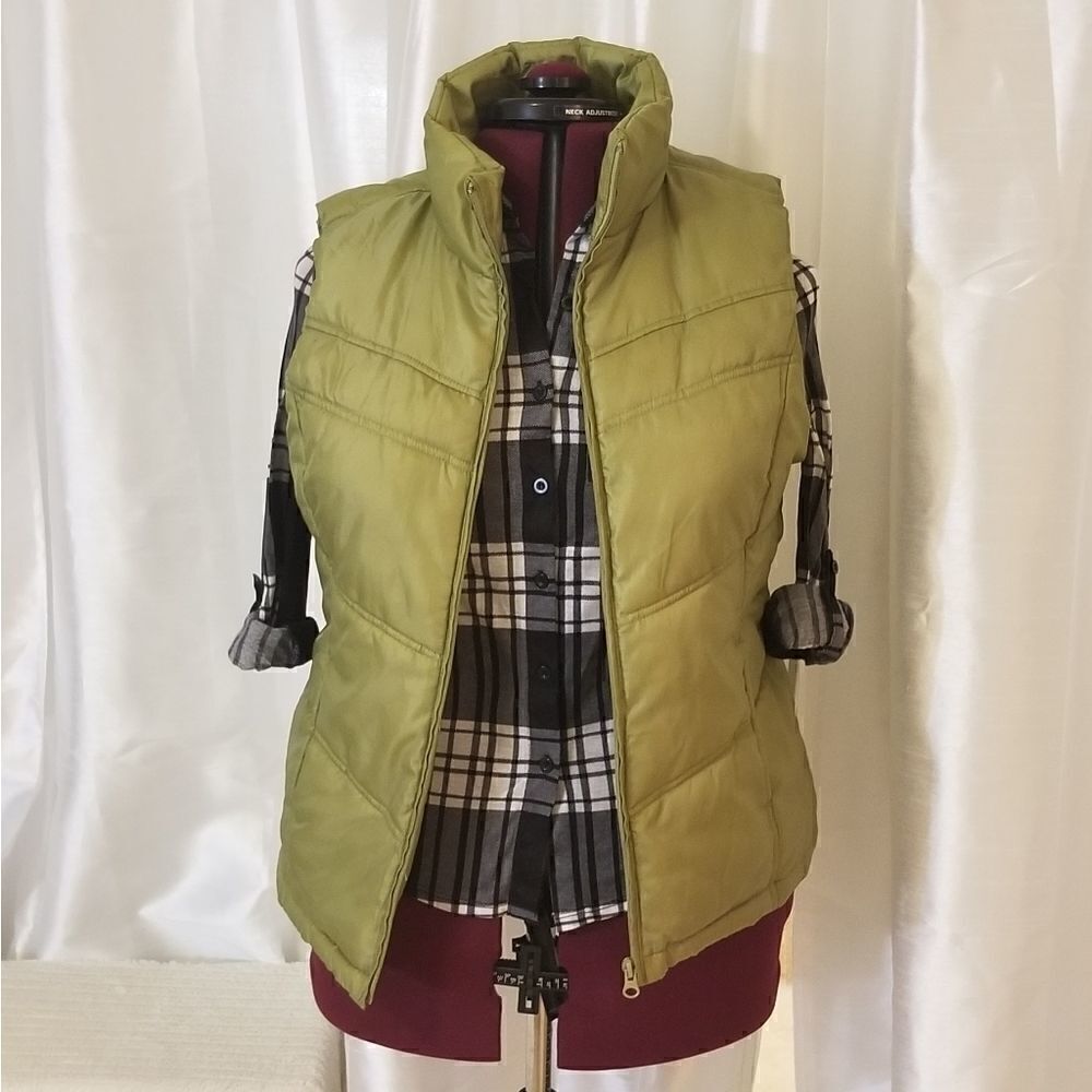🍂 Merona puffer vest - Picture 1 of 4